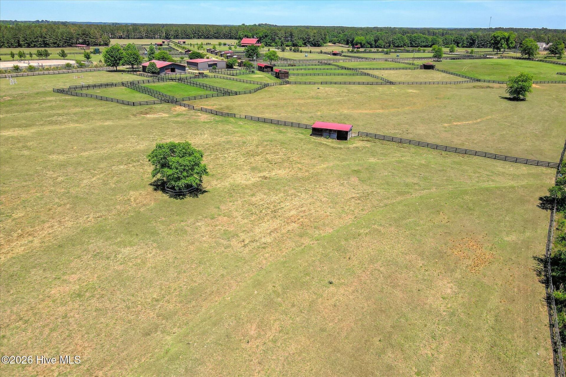 929 Airport Road Photo 16