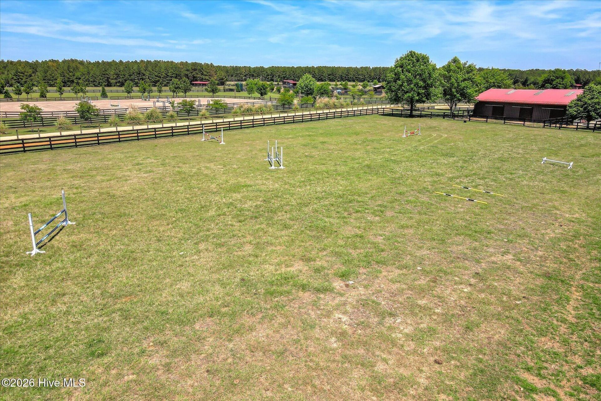929 Airport Road Photo 26