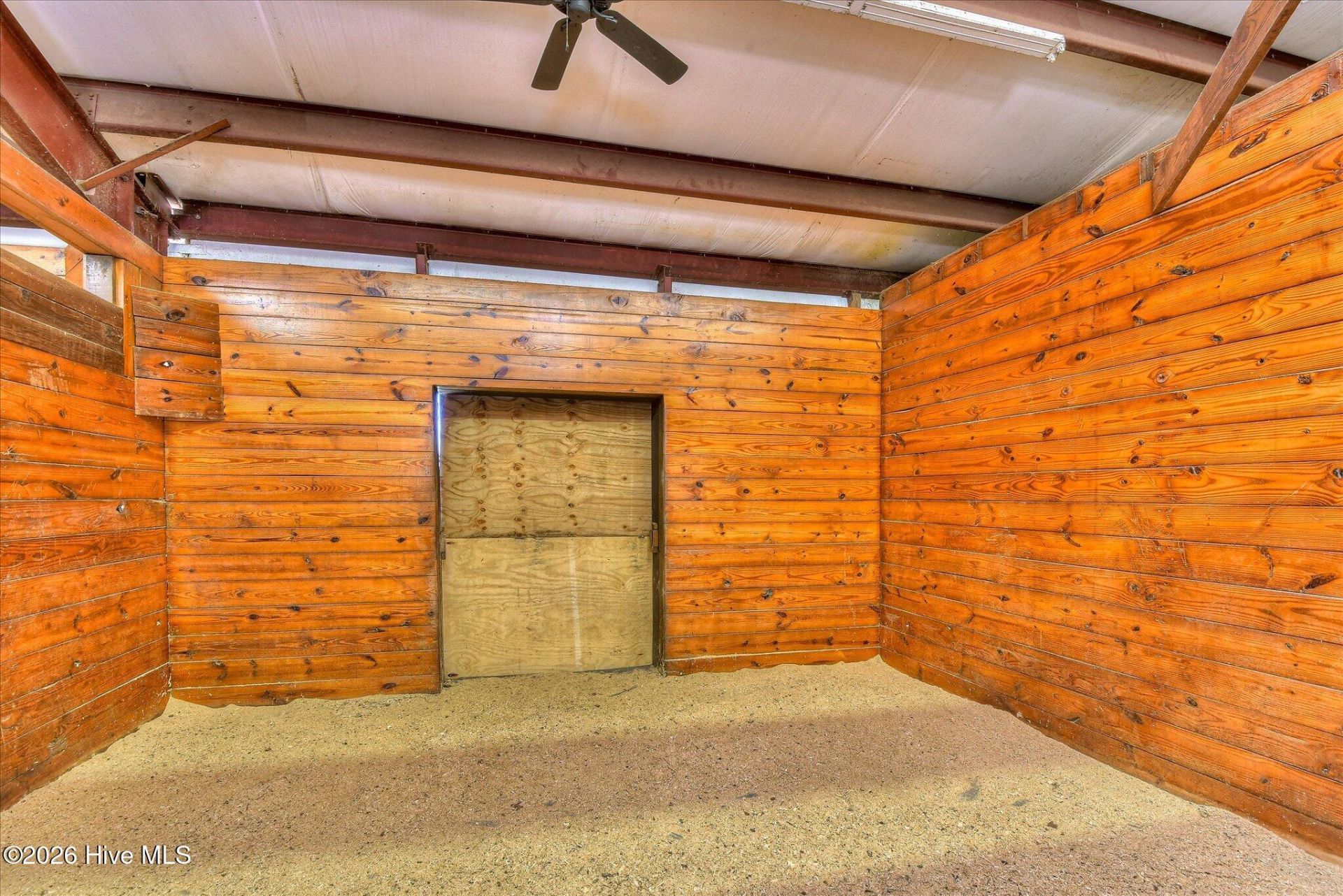 929 Airport Road Photo 43
