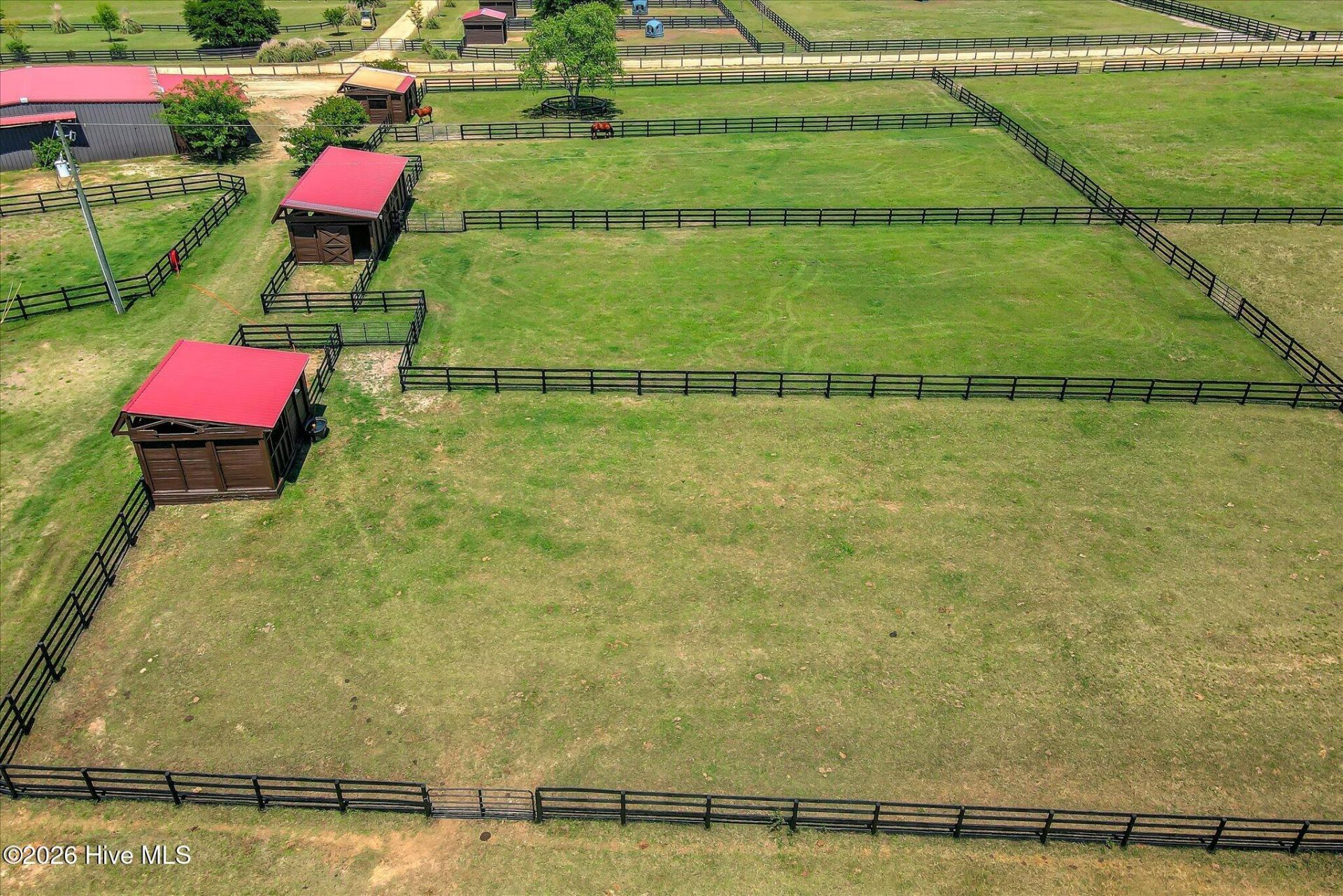929 Airport Road Photo 9