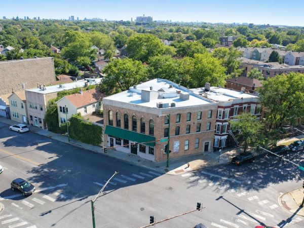 3265 S Archer Avenue, Chicago, IL 60608