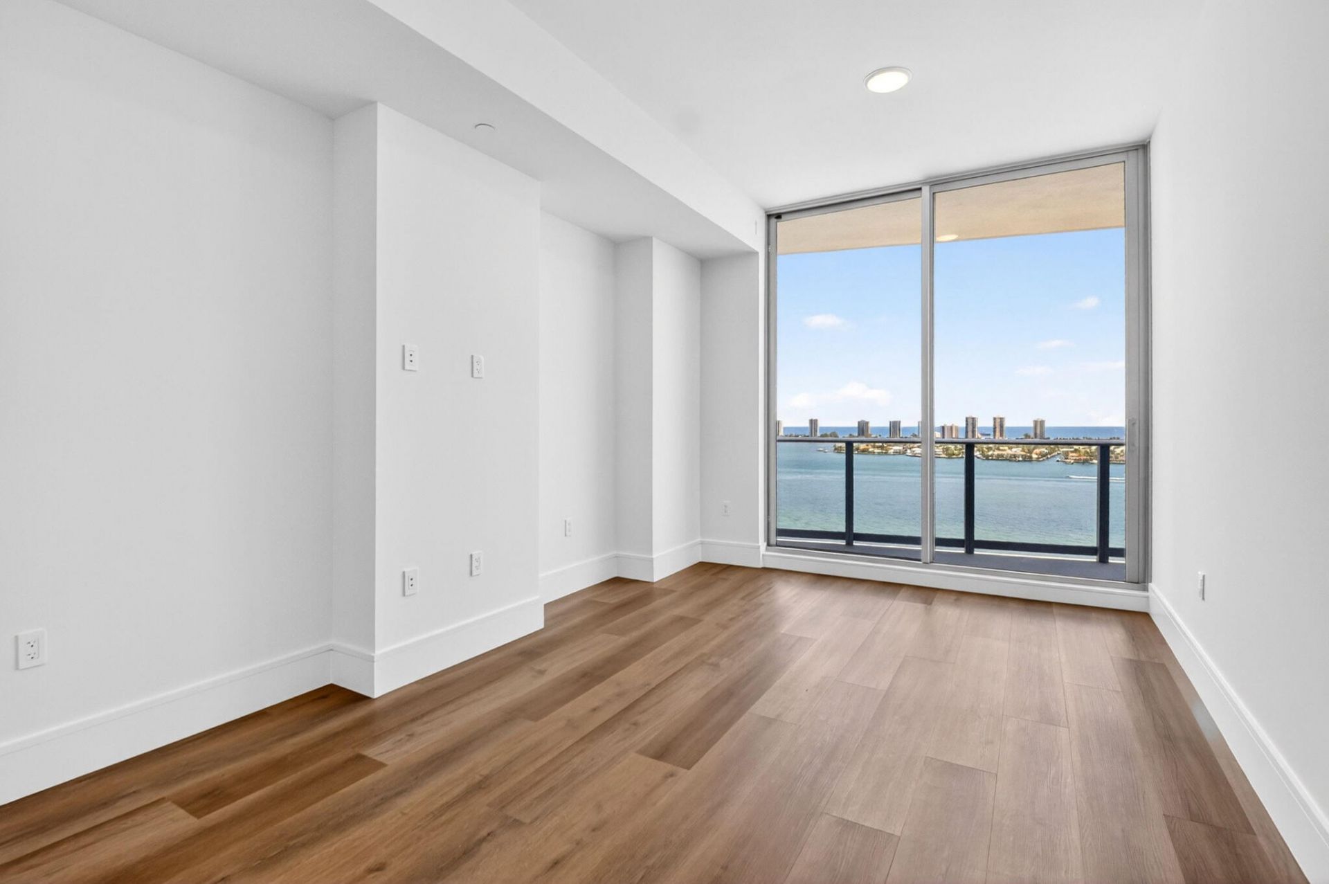 220 Lake Shore Drive, Unit 1808, West Palm Beach, FL 33403 Photo