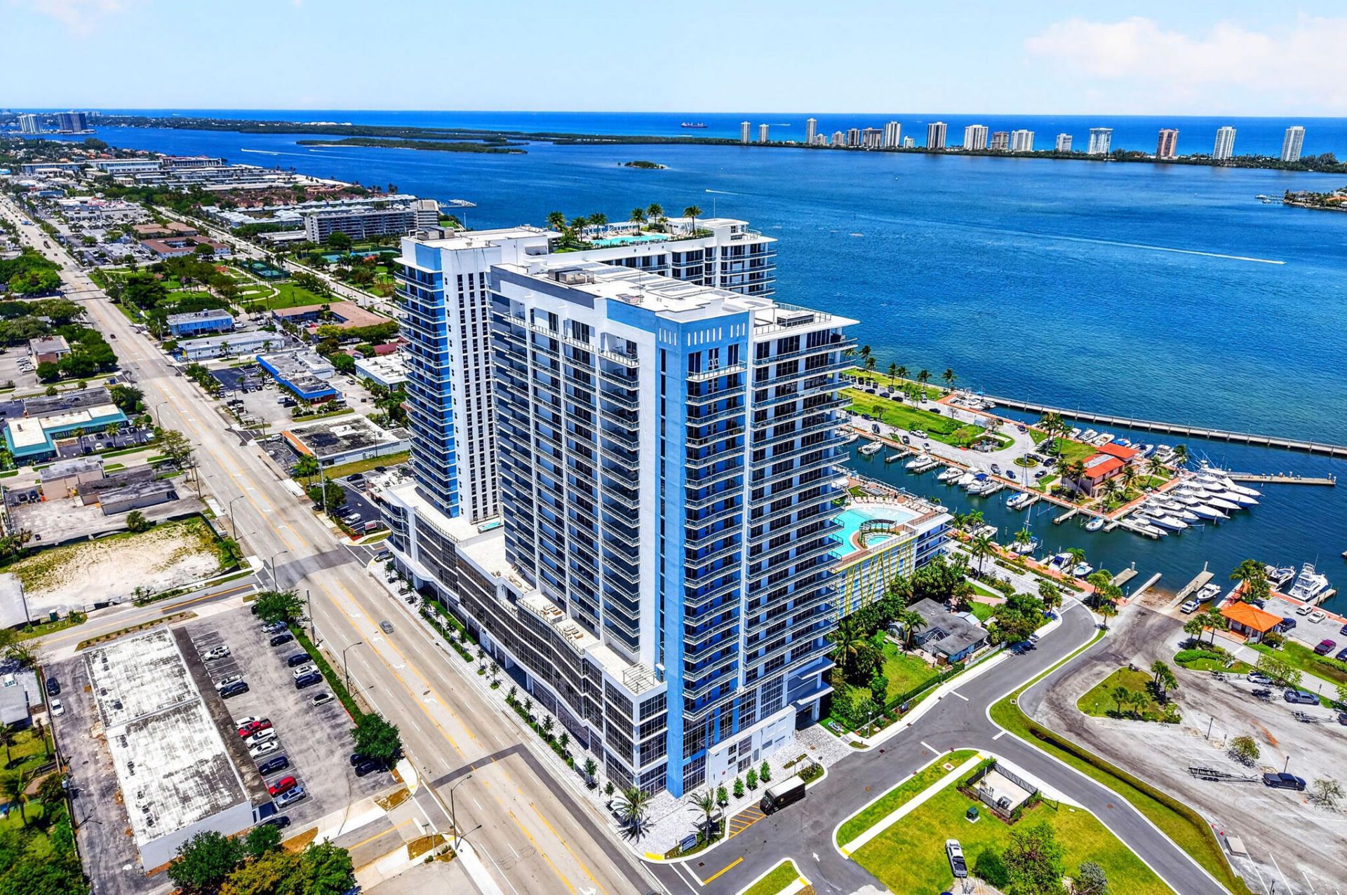220 Lake Shore Drive, Unit 1808, West Palm Beach, FL 33403 Photo