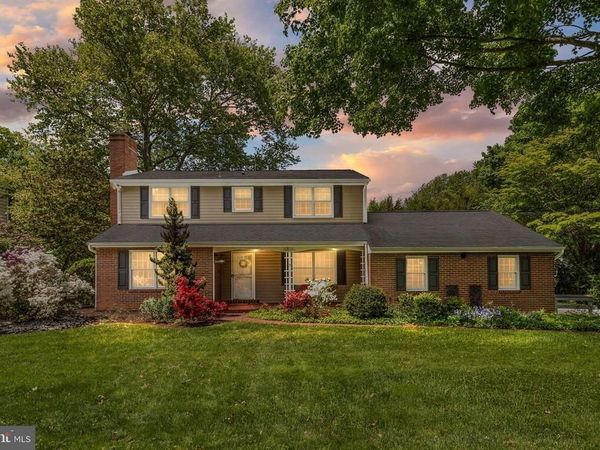 7 HOLLINGSWORTH DRIVE, WILMINGTON, DE 19807