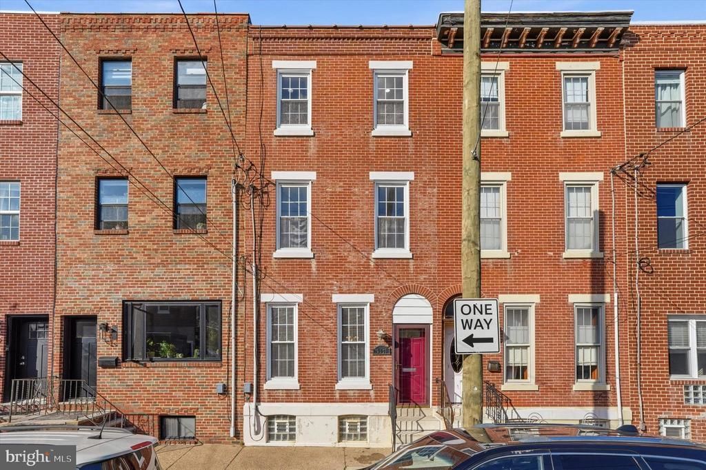 2553 E Norris Street, Philadelphia, PA 19125 Main Photo