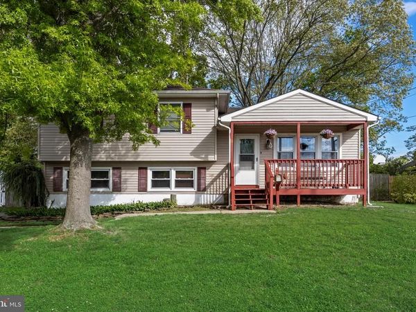 109 N AMBLER ROAD, SOMERS POINT, NJ 08244