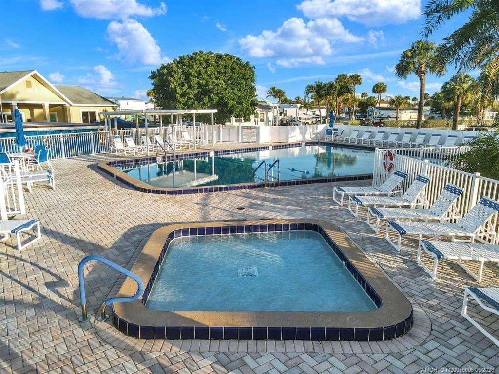 10701 S Ocean Drive, Unit 852, Jensen Beach, FL 34957 Photo