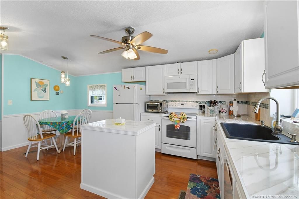 10701 S Ocean Drive, Unit 852, Jensen Beach, FL 34957 Photo