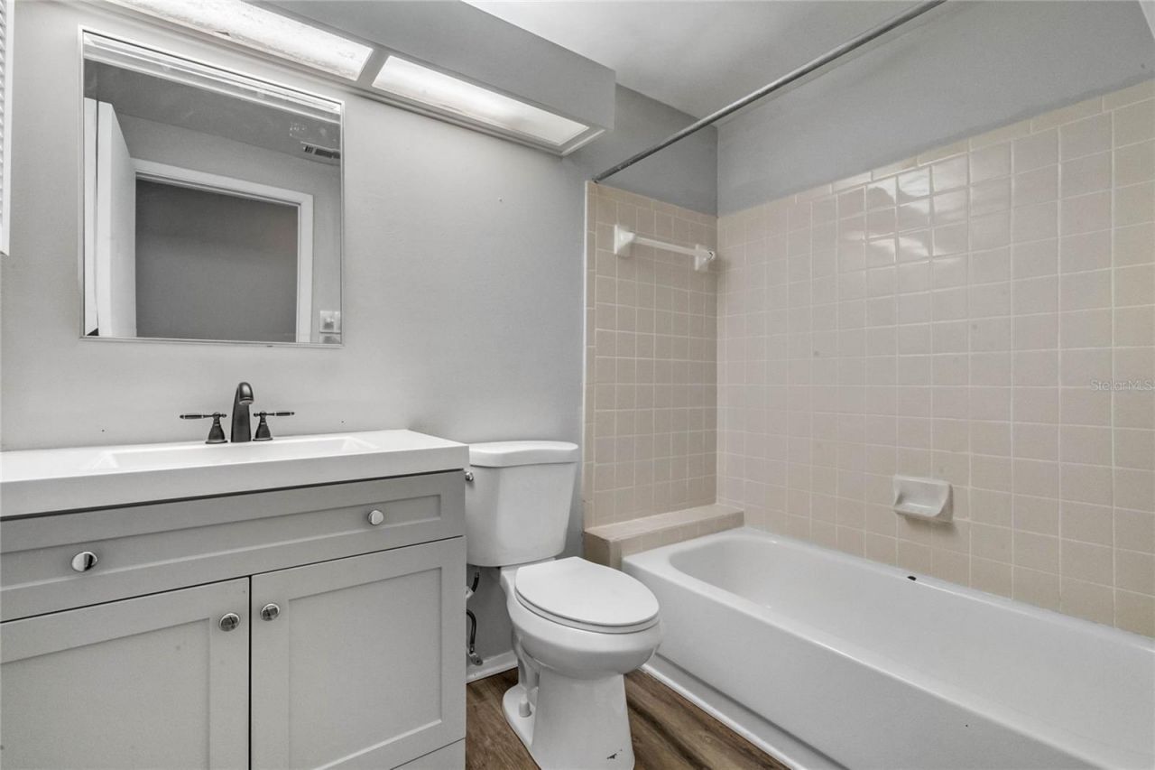 4907 Lake Ridge Road , Unit H, Orlando, FL 32808 Photo