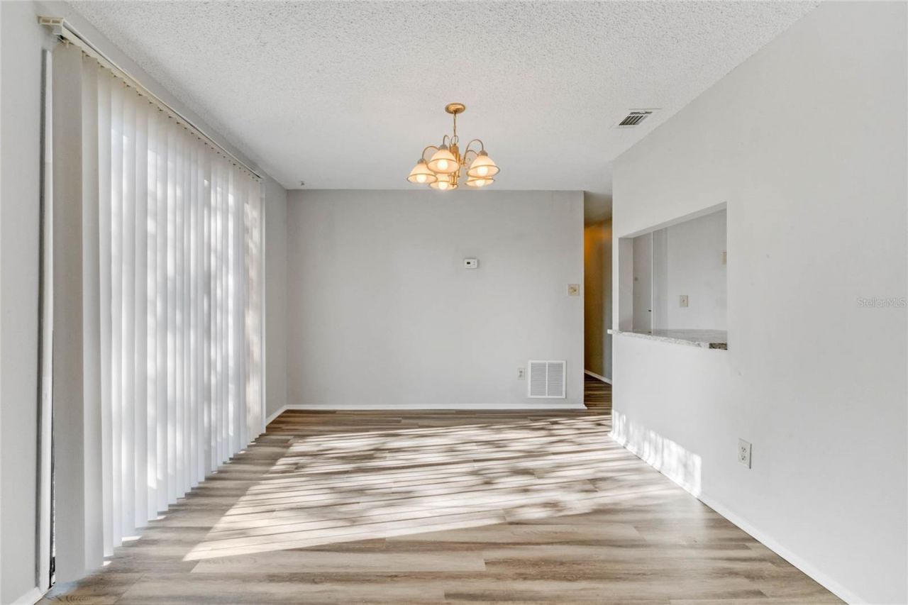 4907 Lake Ridge Road , Unit H, Orlando, FL 32808 Photo