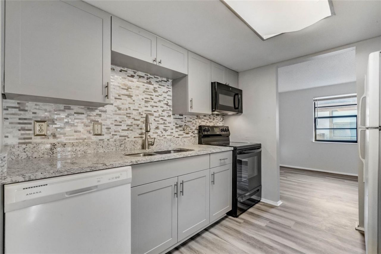 4907 Lake Ridge Road , Unit H, Orlando, FL 32808 Photo