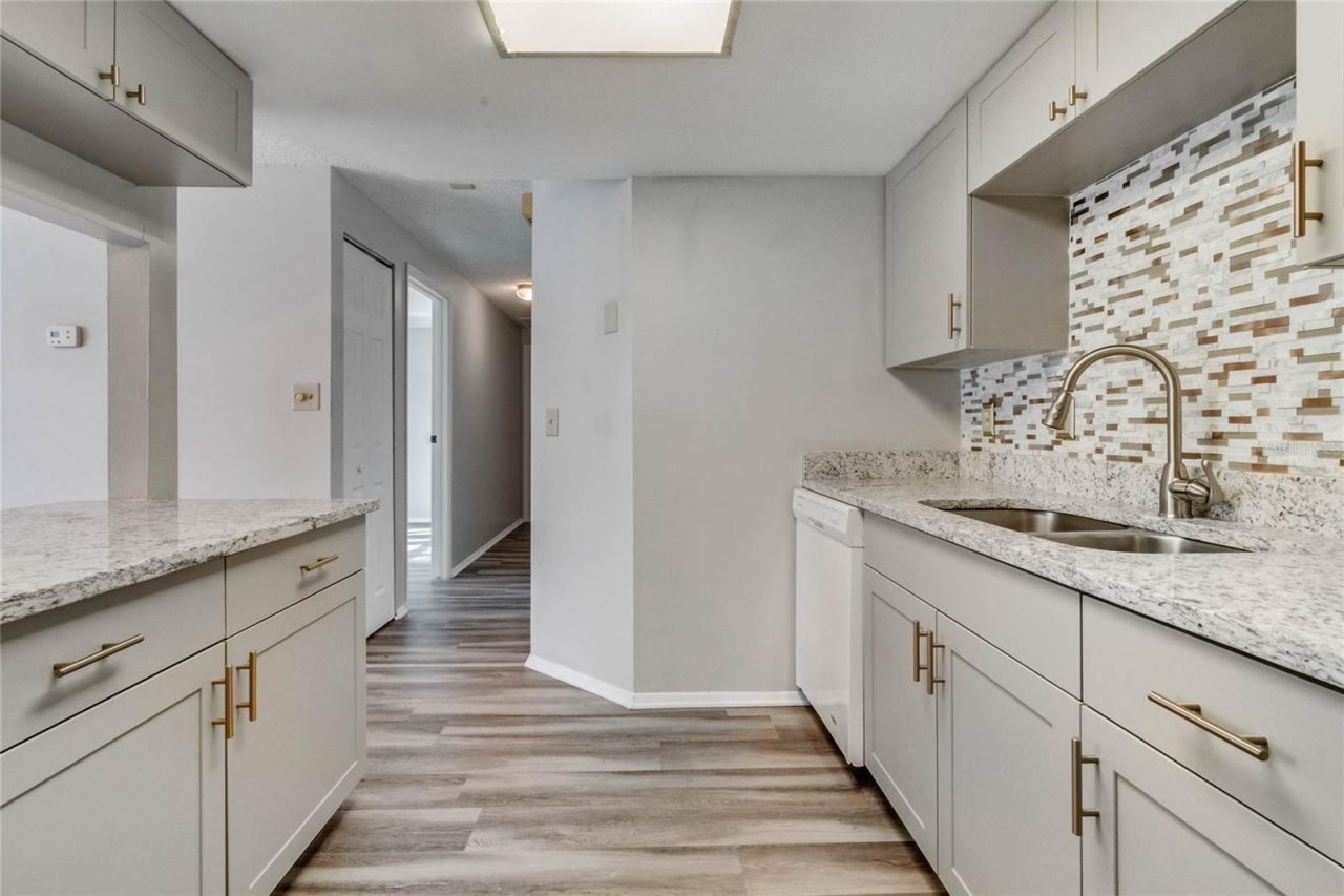 4907 Lake Ridge Road , Unit H, Orlando, FL 32808 Photo