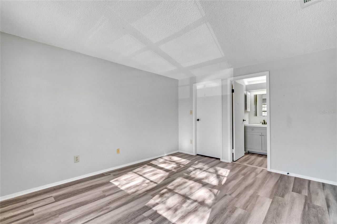 4907 Lake Ridge Road , Unit H, Orlando, FL 32808 Photo