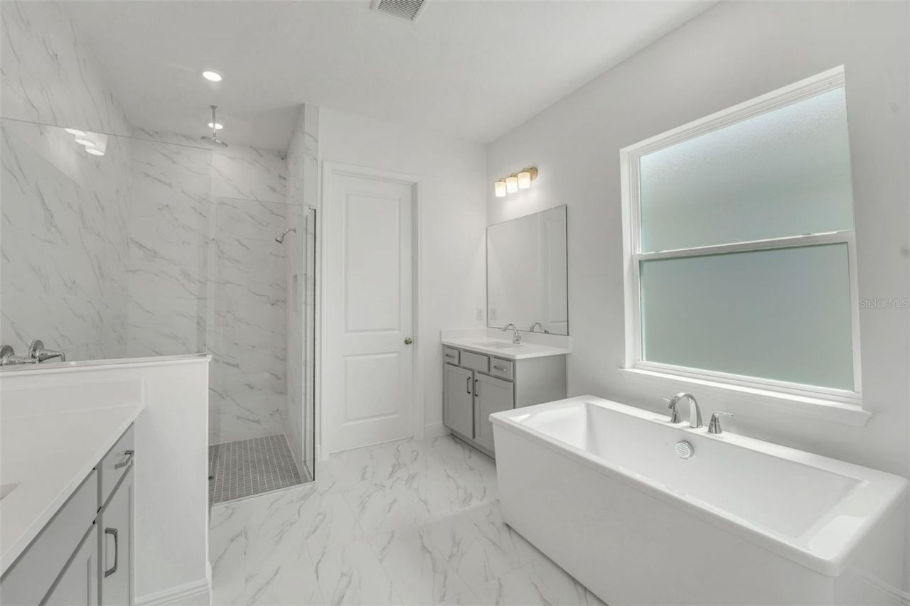 15136 Tea Tree Drive , Winter Garden, FL 34787 Photo