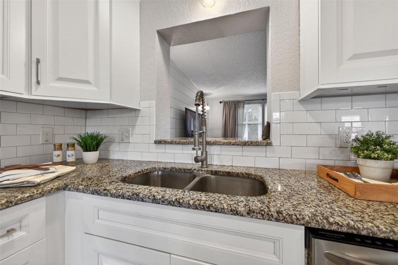 6740 31st Avenue N, Saint Petersburg, FL 33710 Photo