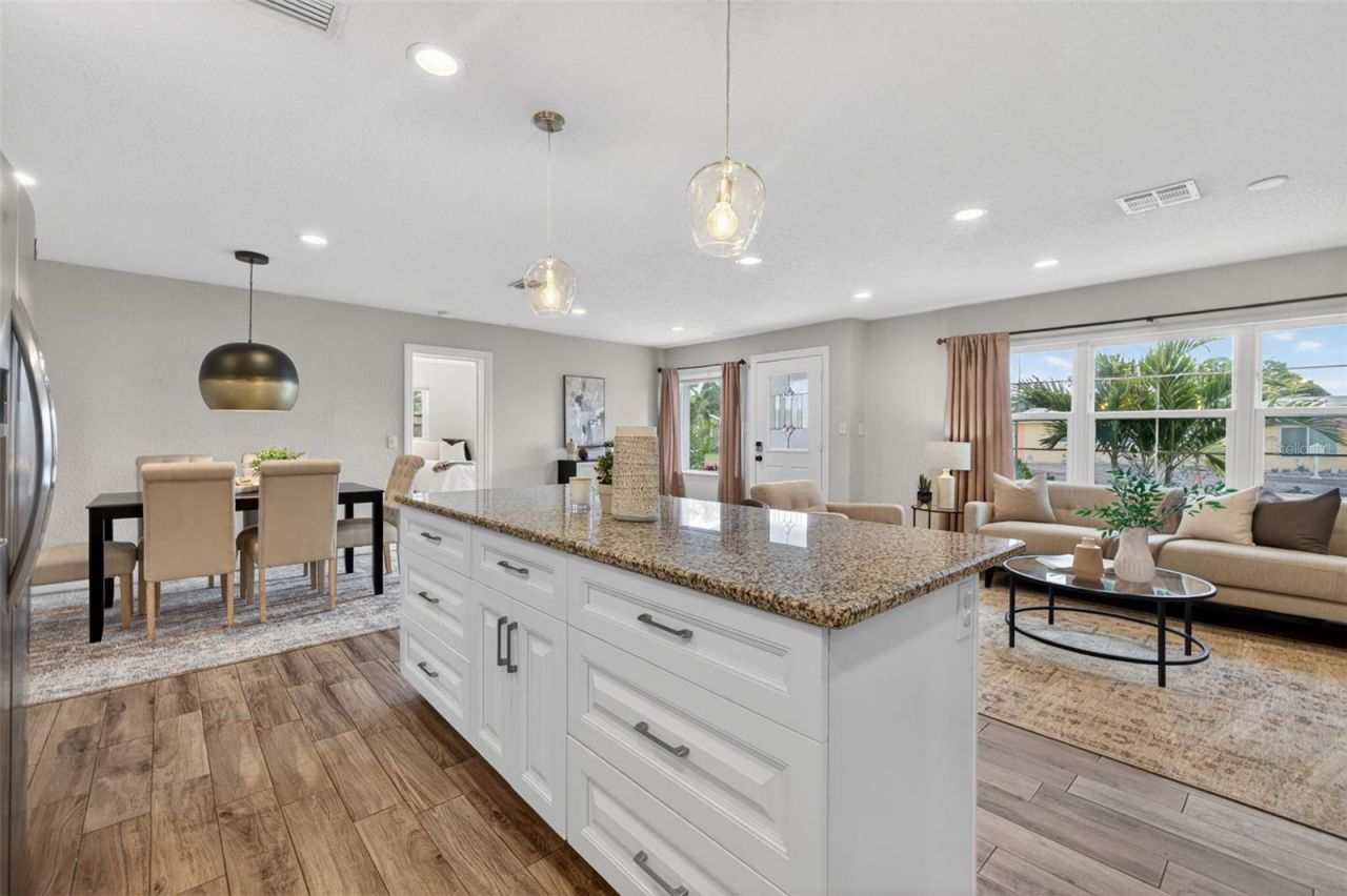 6740 31st Avenue N, Saint Petersburg, FL 33710 Photo