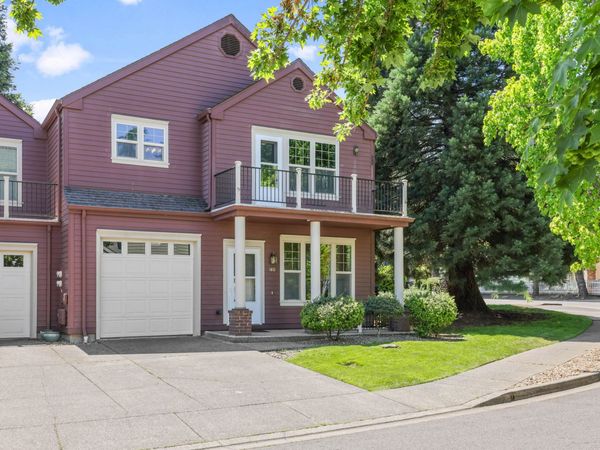 140 Jackson Creek Drive, Jacksonville, OR 97530