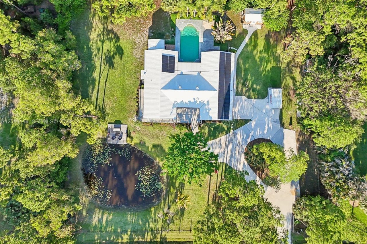 15698 N 77th Trl N, Palm Beach Gardens, FL 33418 Photo