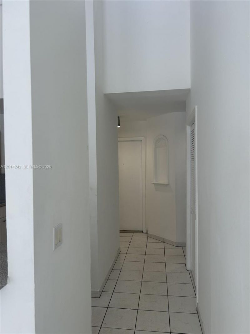 6804 SW 37th St , Unit 11-E, Miramar, FL 33023 Photo