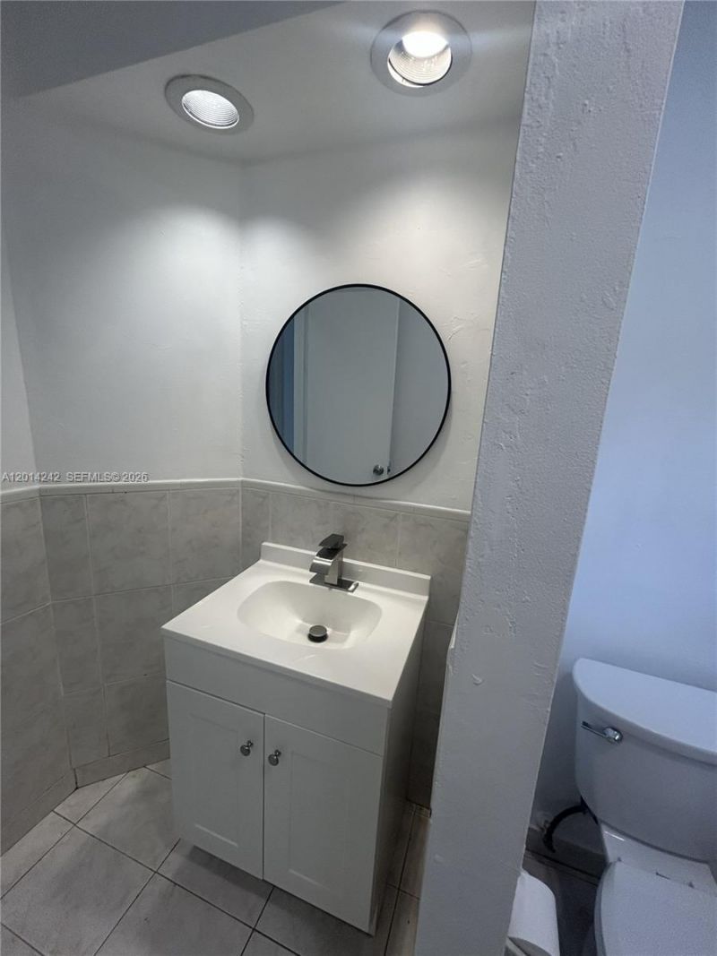6804 SW 37th St , Unit 11-E, Miramar, FL 33023 Photo