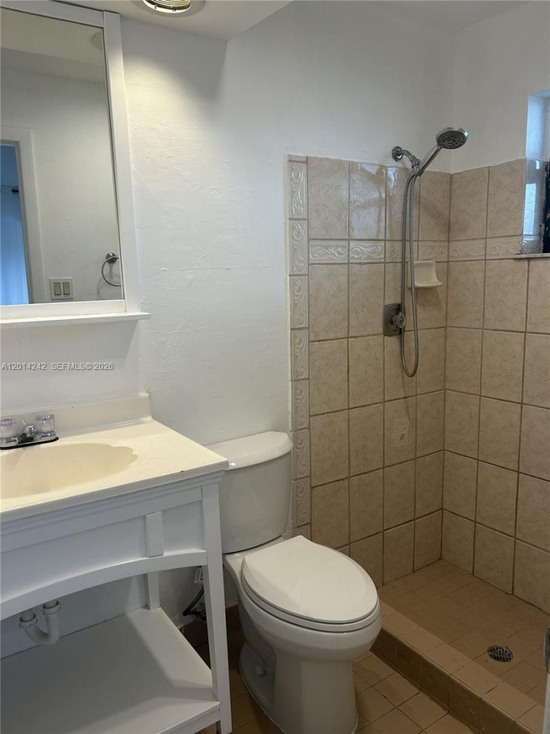 6804 SW 37th St , Unit 11-E, Miramar, FL 33023 Photo