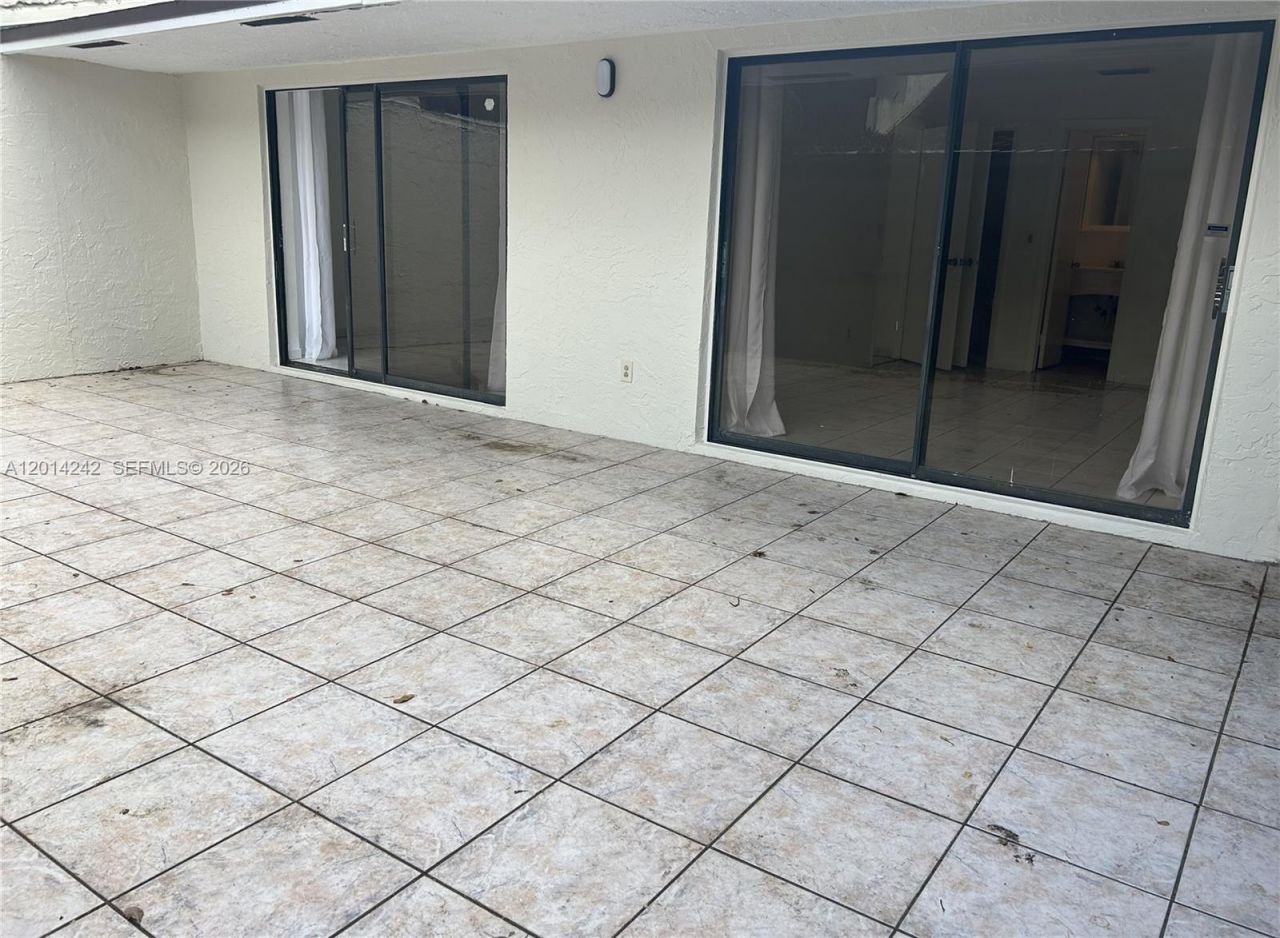 6804 SW 37th St , Unit 11-E, Miramar, FL 33023 Photo