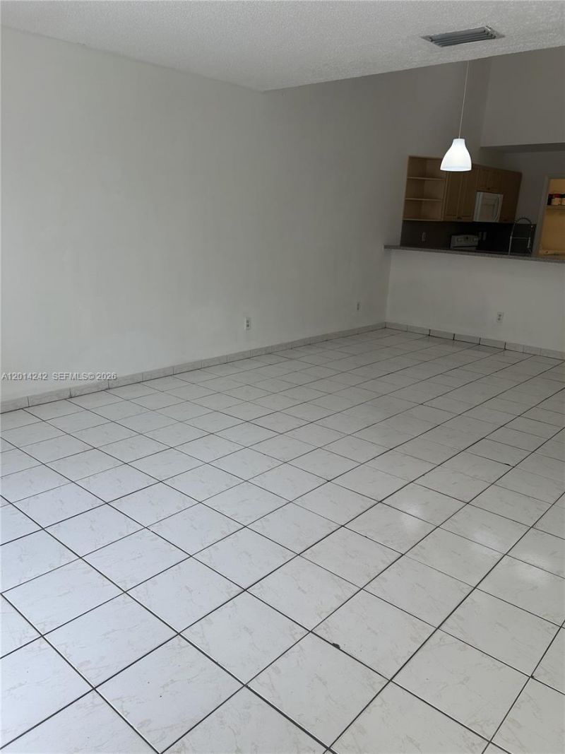 6804 SW 37th St , Unit 11-E, Miramar, FL 33023 Photo