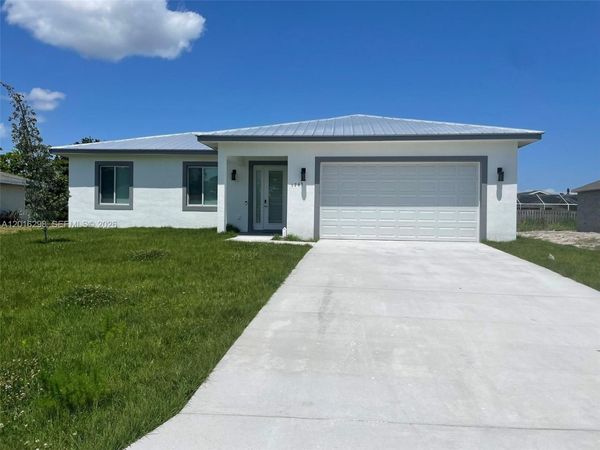1765 SE Aires Ln, Port St. Lucie, FL 34984