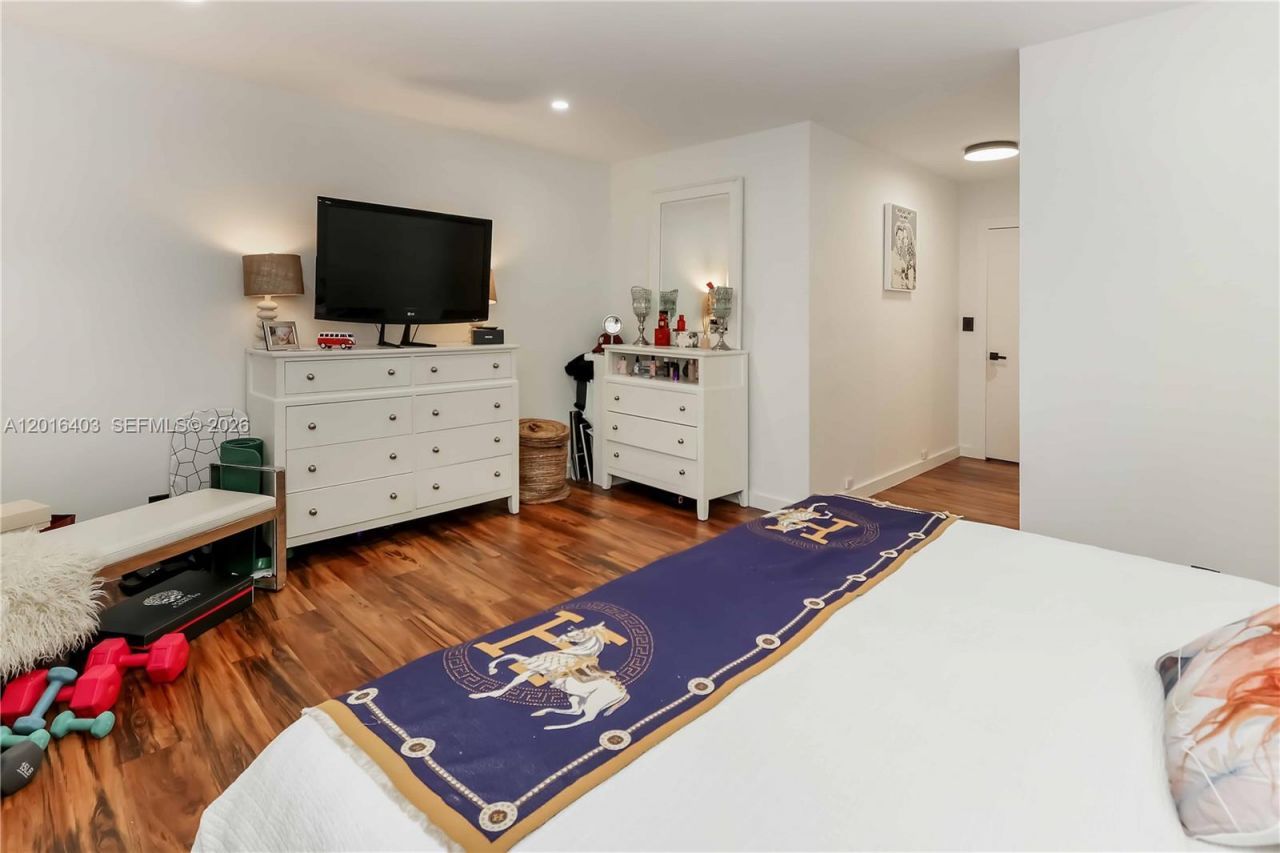 2200 Monroe St , Unit 12, Hollywood, FL 33020 Photo