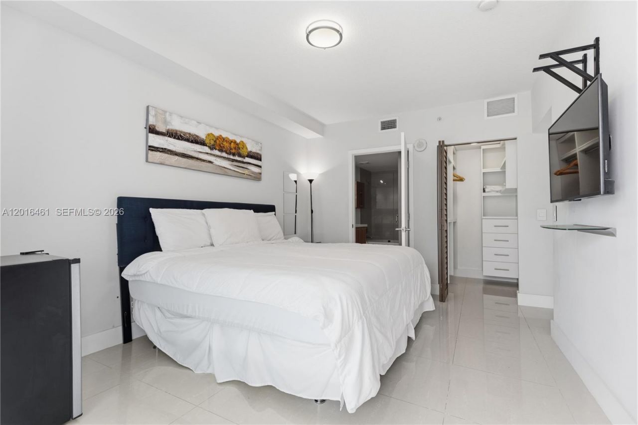 6700 Indian Creek Dr, Unit 502, Miami Beach, FL 33141 Photo