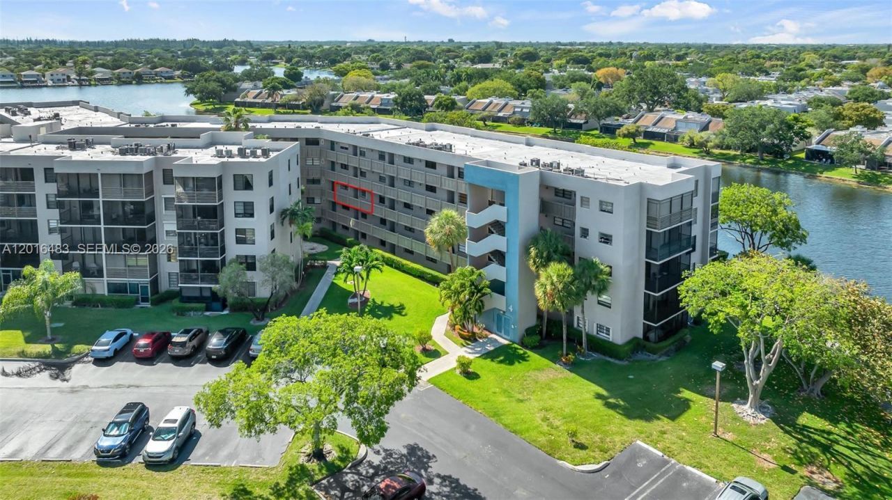 1101 Colony Point Cir , Unit 309, Pembroke Pines, FL 33026 Photo