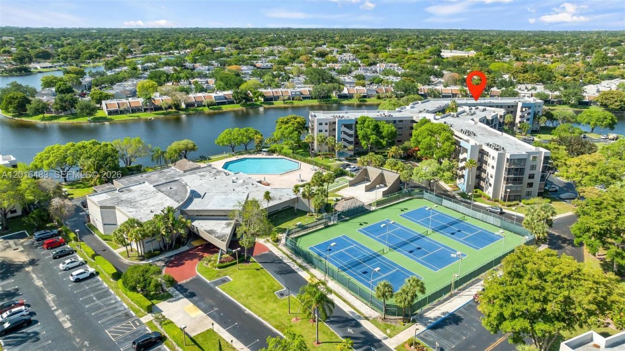 1101 Colony Point Cir , Unit 309, Pembroke Pines, FL 33026 Photo
