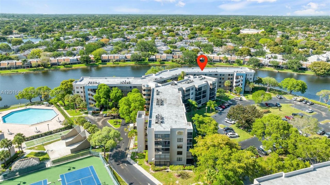 1101 Colony Point Cir , Unit 309, Pembroke Pines, FL 33026 Photo