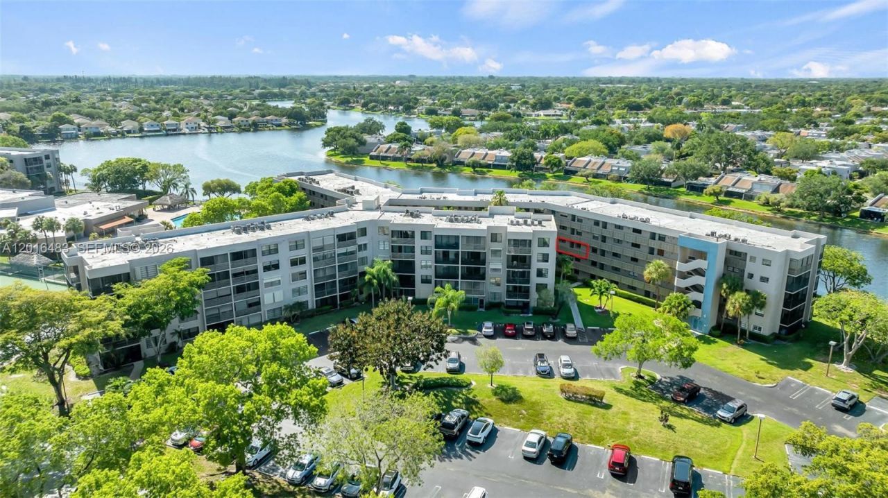 1101 Colony Point Cir , Unit 309, Pembroke Pines, FL 33026 Photo