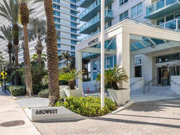 650 WEST AV , Unit 1406, Miami Beach, FL 33139