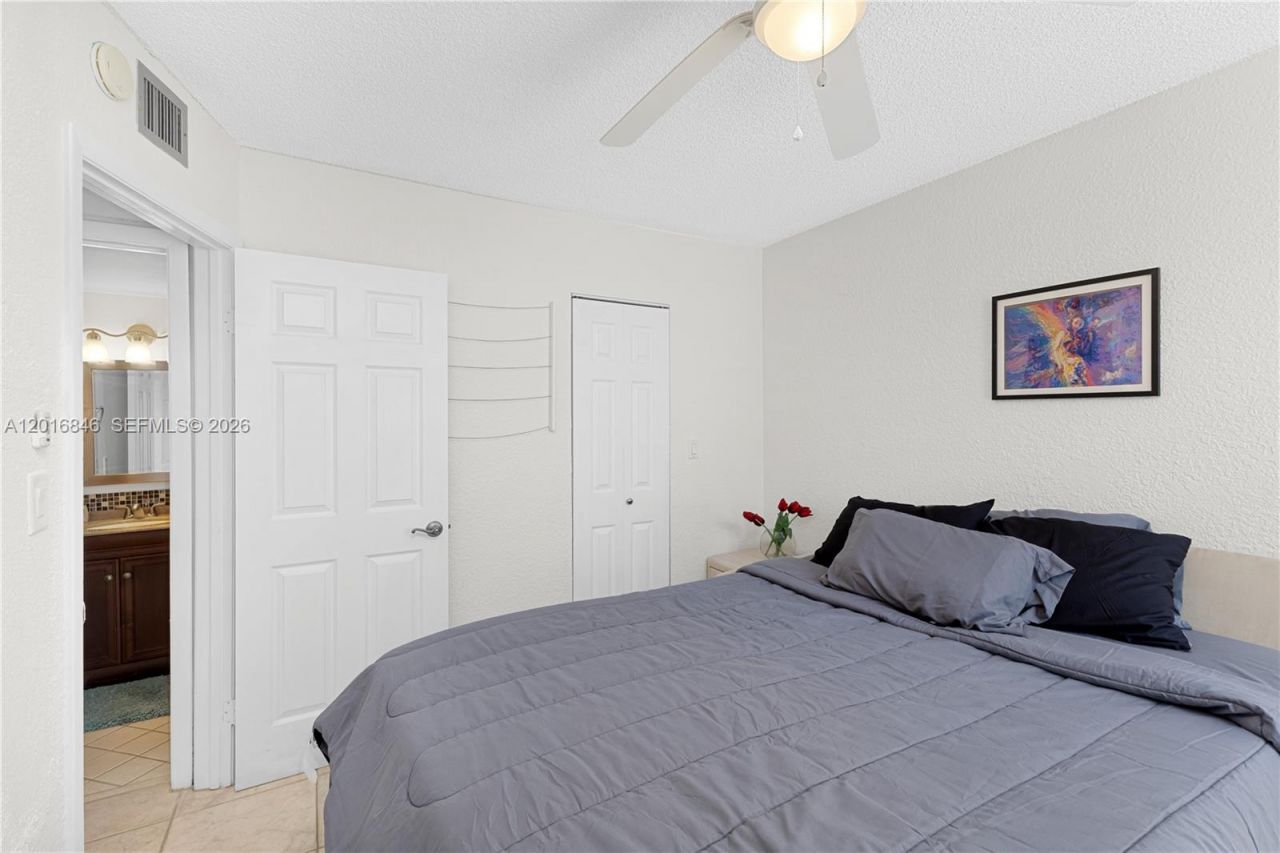 1391 S Ocean Blvd , Unit 409, Pompano Beach, FL 33062 Photo