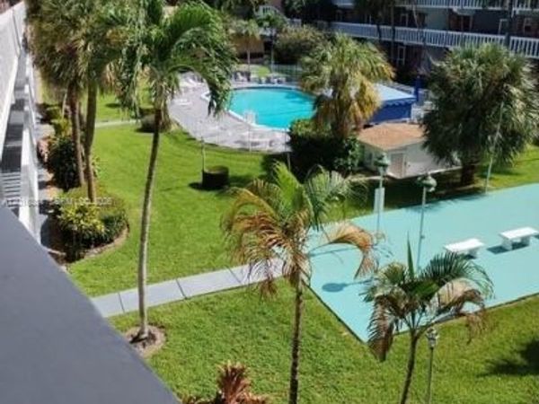 201 NE 14th Ave , Unit 10C, Hallandale Beach, FL 33009