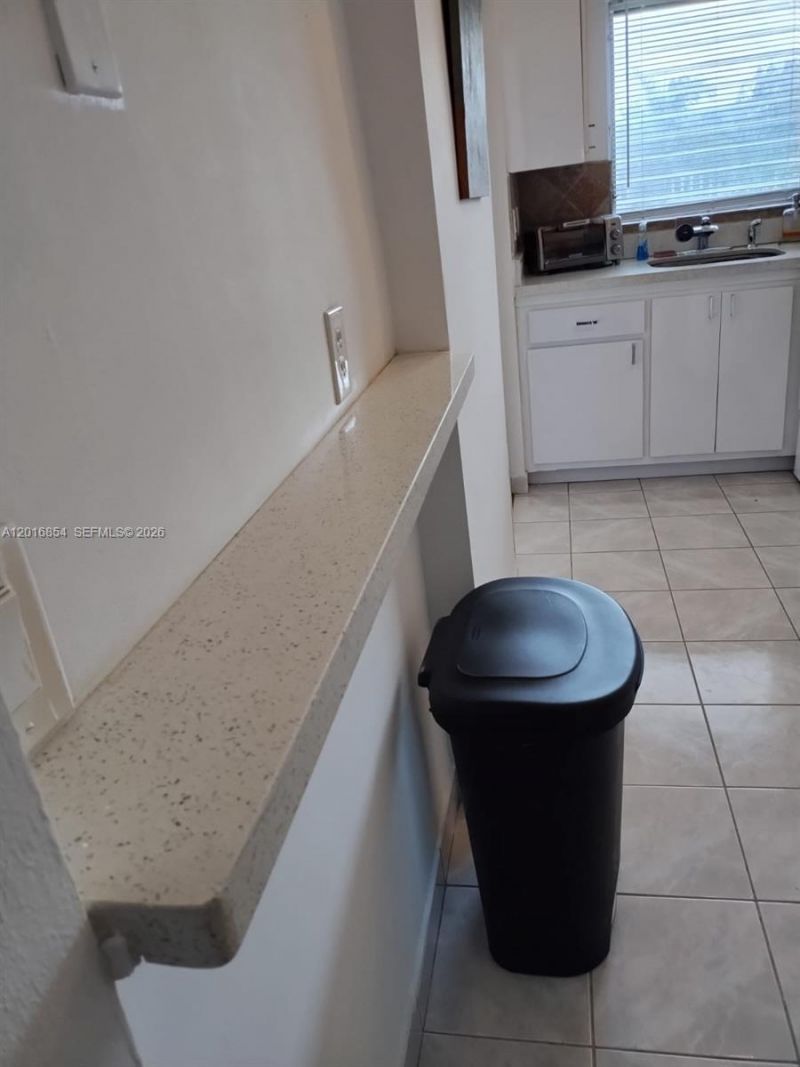 201 NE 14th Ave , Unit 10C, Hallandale Beach, FL 33009 Photo