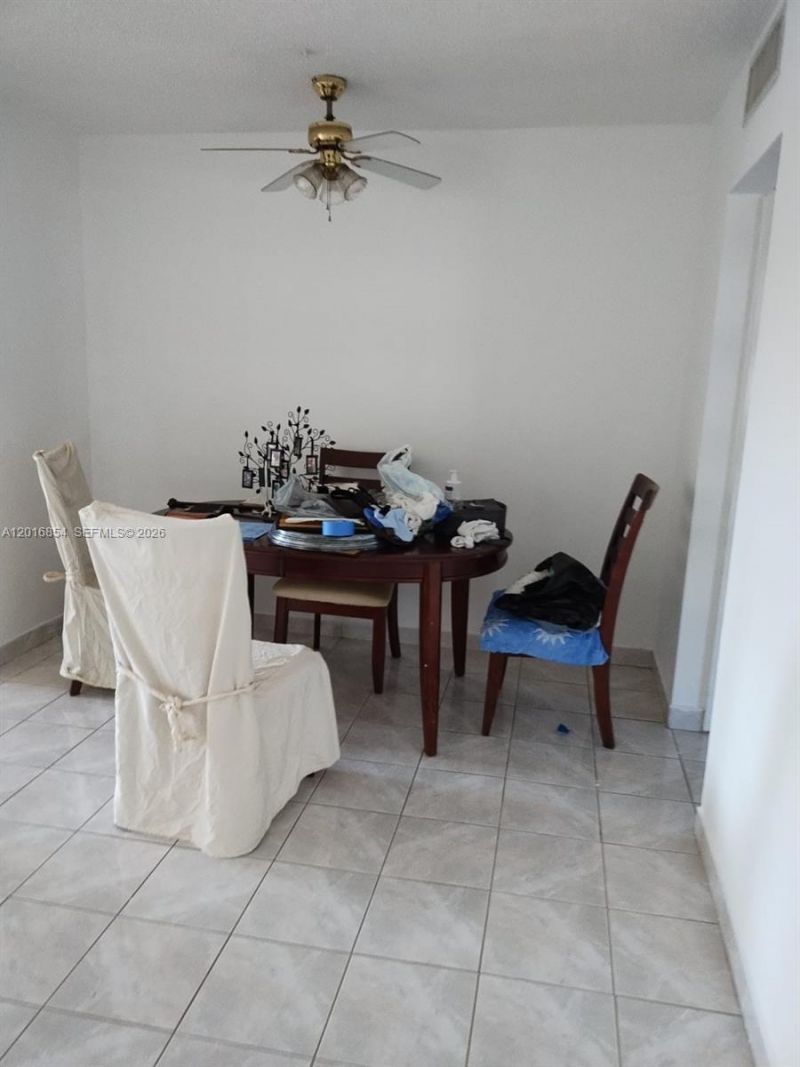 201 NE 14th Ave , Unit 10C, Hallandale Beach, FL 33009 Photo