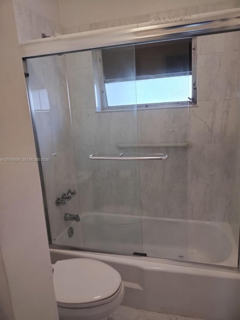 201 NE 14th Ave , Unit 10C, Hallandale Beach, FL 33009 Photo