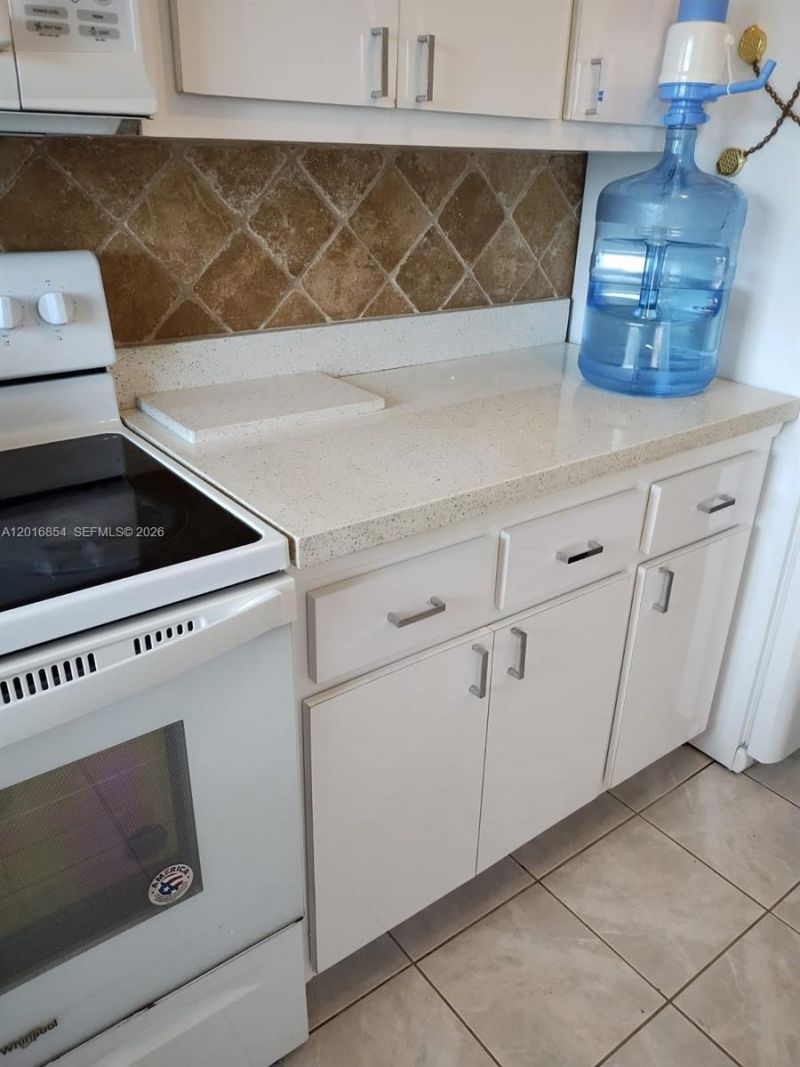 201 NE 14th Ave , Unit 10C, Hallandale Beach, FL 33009 Photo