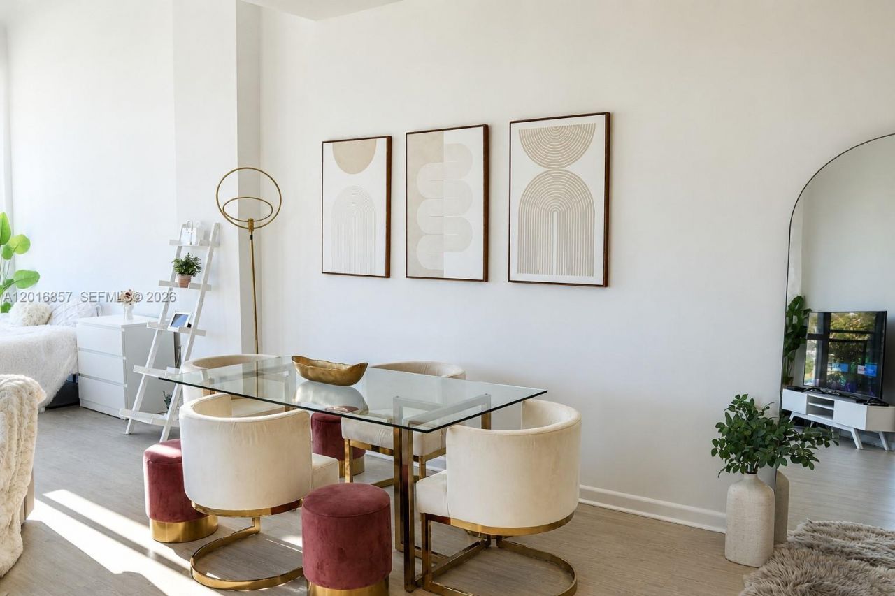 253 NE 2nd St , Unit 229, Miami, FL 33132 Photo