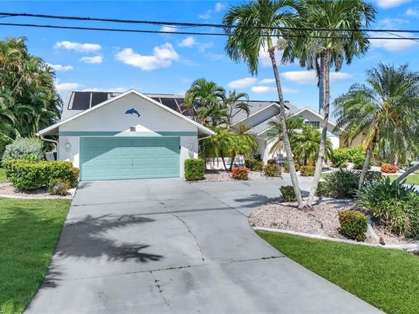 719 El Dorado PKWY W, CAPE CORAL, FL 33914