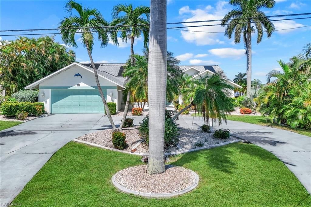 719 El Dorado Pkwy W, Cape Coral, FL 33914 Photo