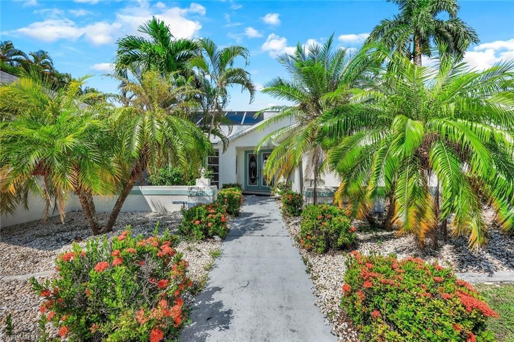 719 El Dorado Pkwy W, Cape Coral, FL 33914 Photo