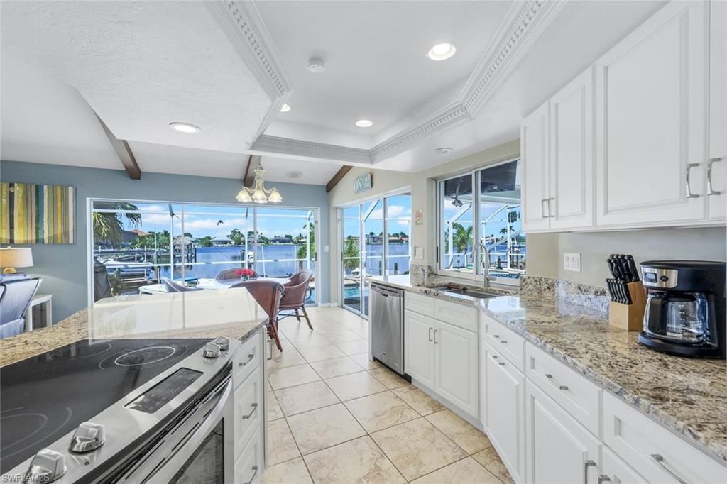 719 El Dorado Pkwy W, Cape Coral, FL 33914 Photo