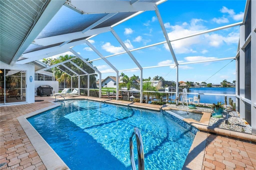 719 El Dorado Pkwy W, Cape Coral, FL 33914 Photo