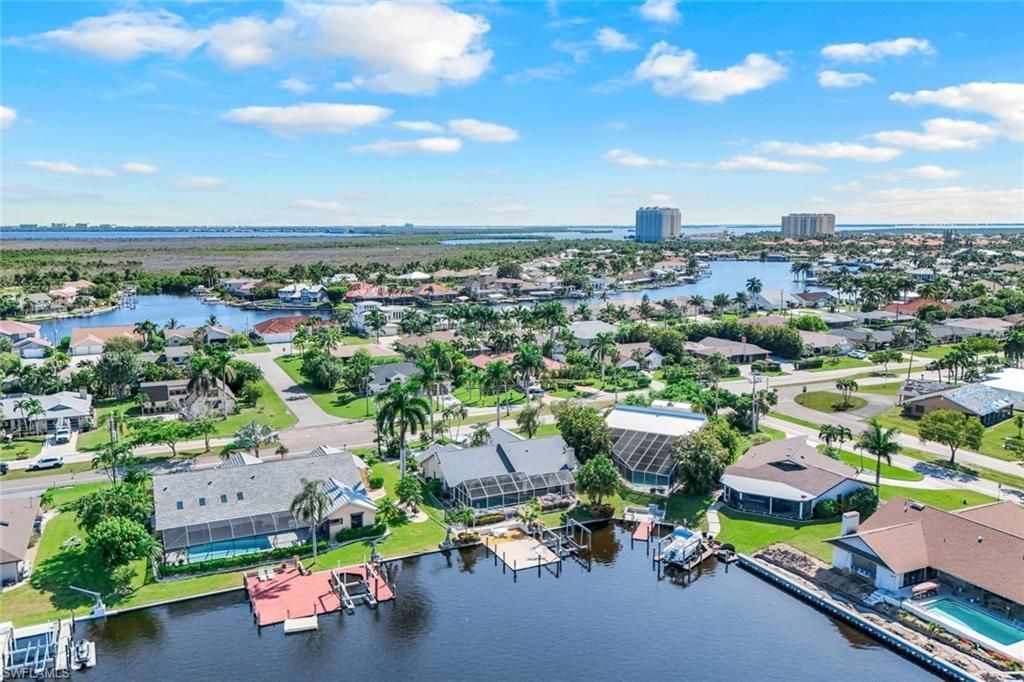 719 El Dorado Pkwy W, Cape Coral, FL 33914 Photo