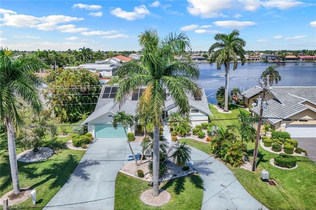 719 El Dorado Pkwy W, Cape Coral, FL 33914 Photo