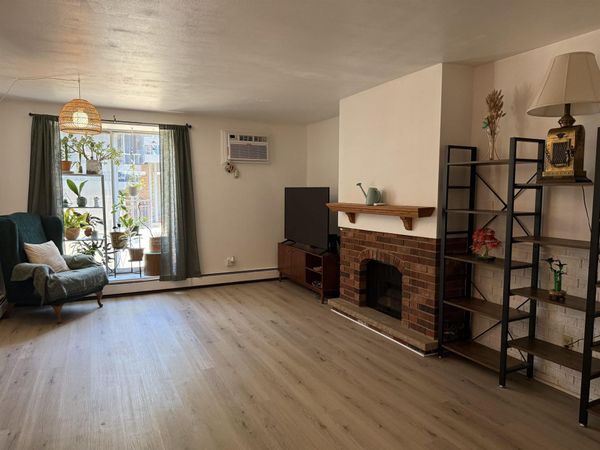 6239 Charing Cross Lane, Unit B-2, Middleton, WI 53562